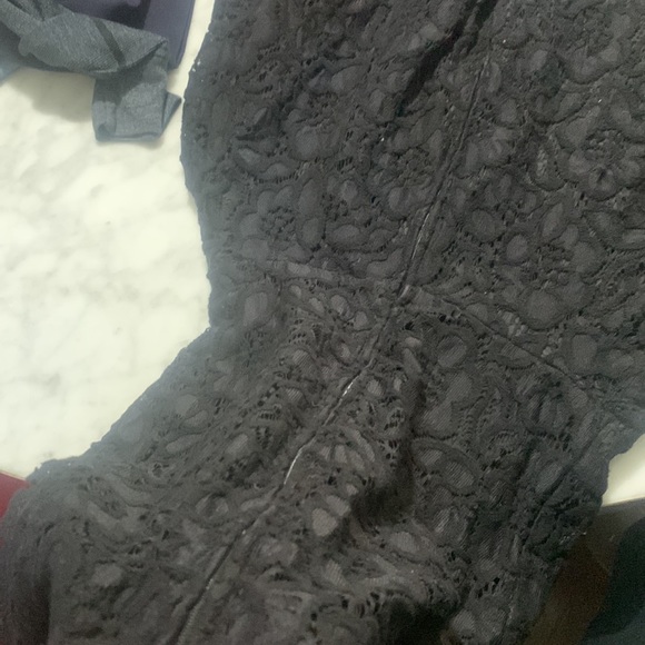 Black Lace flare dress - Picture 3 of 3